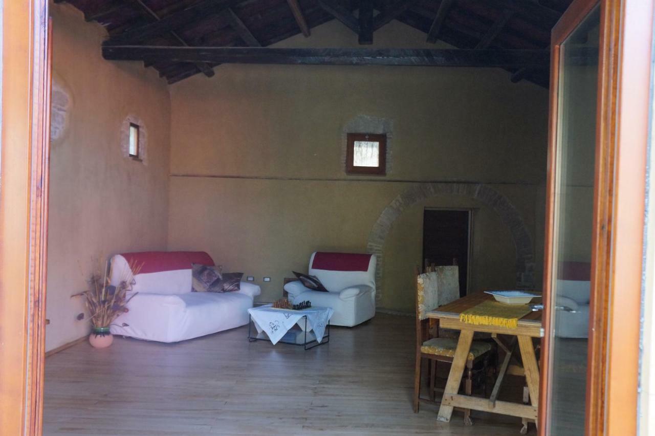 Bed and Breakfast Sa Domu De Sa Contissa Selegas Екстер'єр фото